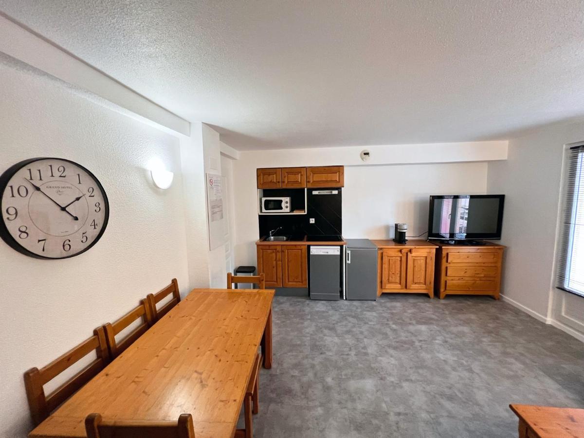 Vars, Spacieux Renove 4 Couchages Dans Apartment Vars (Hautes-Alpes)