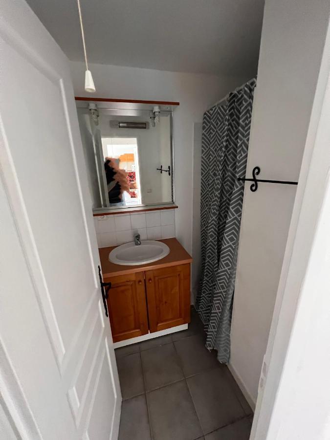 Vars, Spacieux Renove 4 Couchages Dans Apartamento